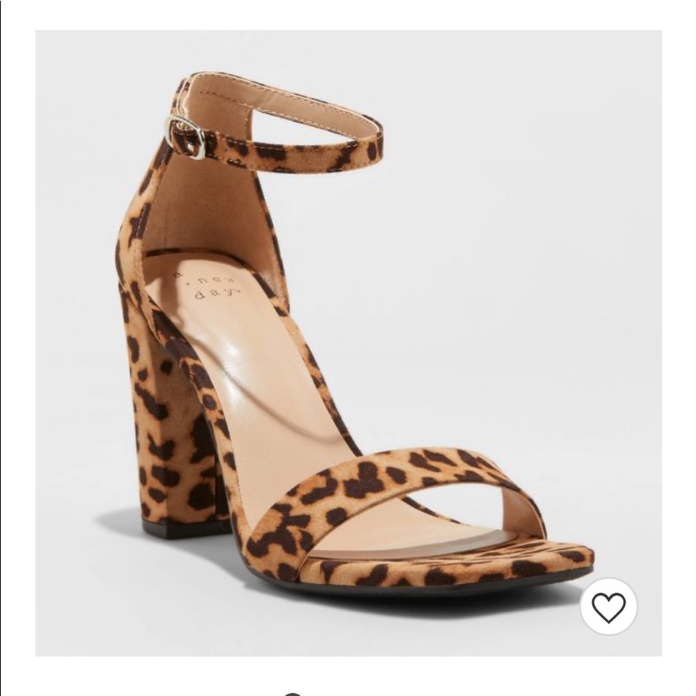 Leopard/cheetah print 3.75 in heals